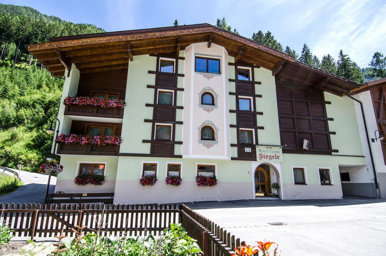 Hotel Garni Siegele - Inklusive Silvretta-Card Premium Ischgl Exteriér fotografie